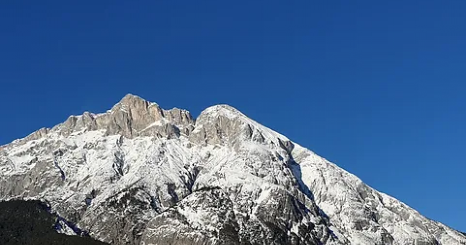 Bild zeigt Schule vor der Hohen Munde